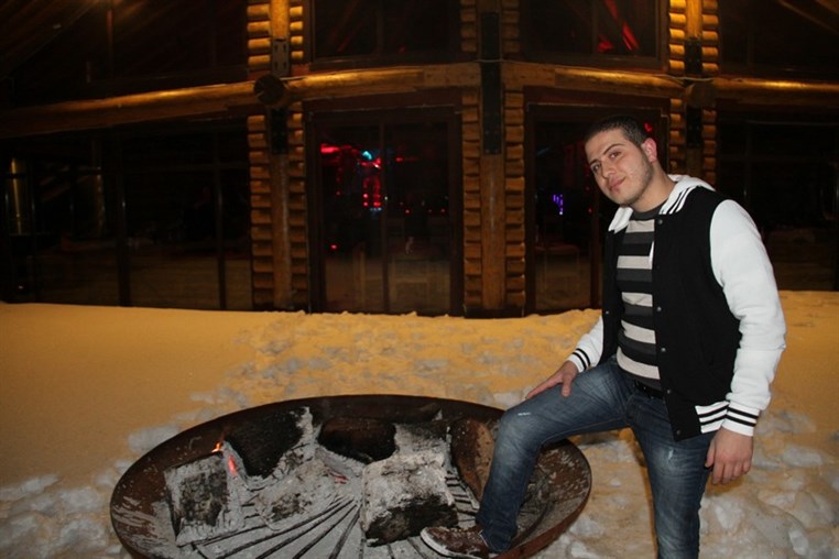 L apres Opening Christmas BASH